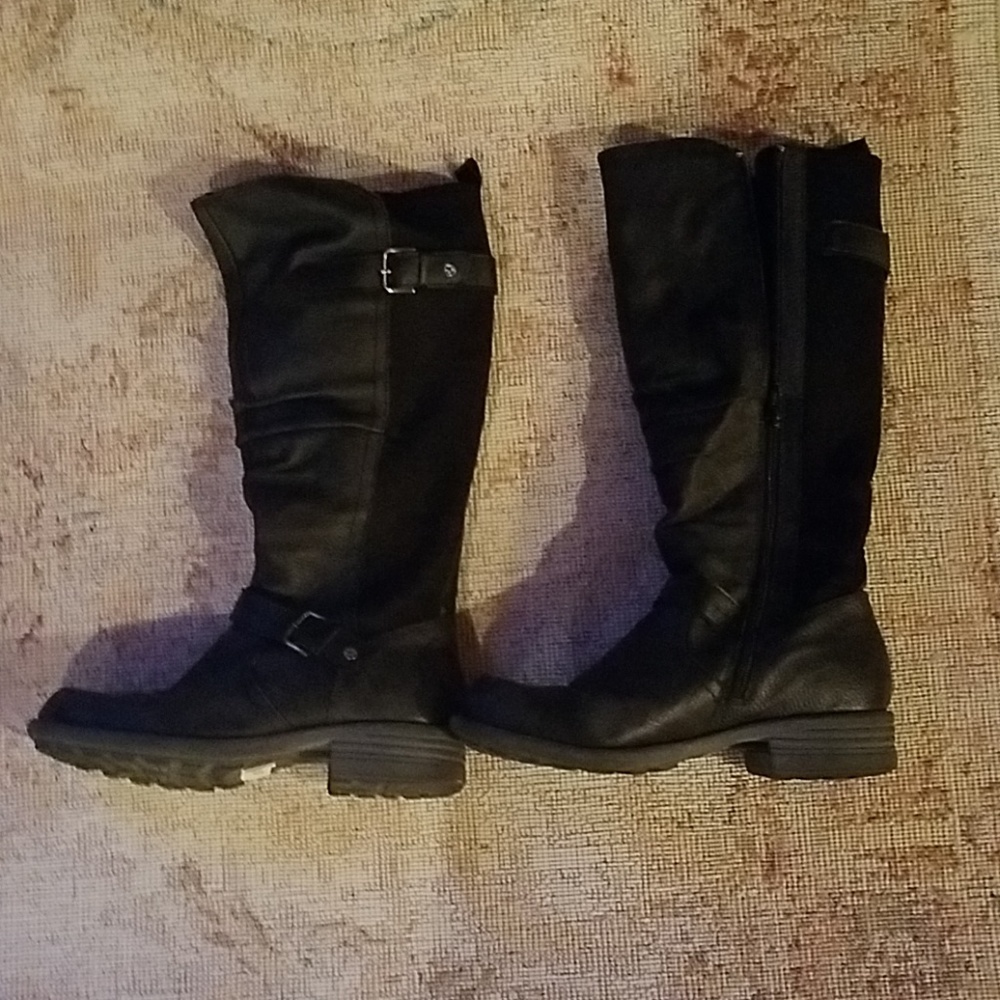 Leather boots